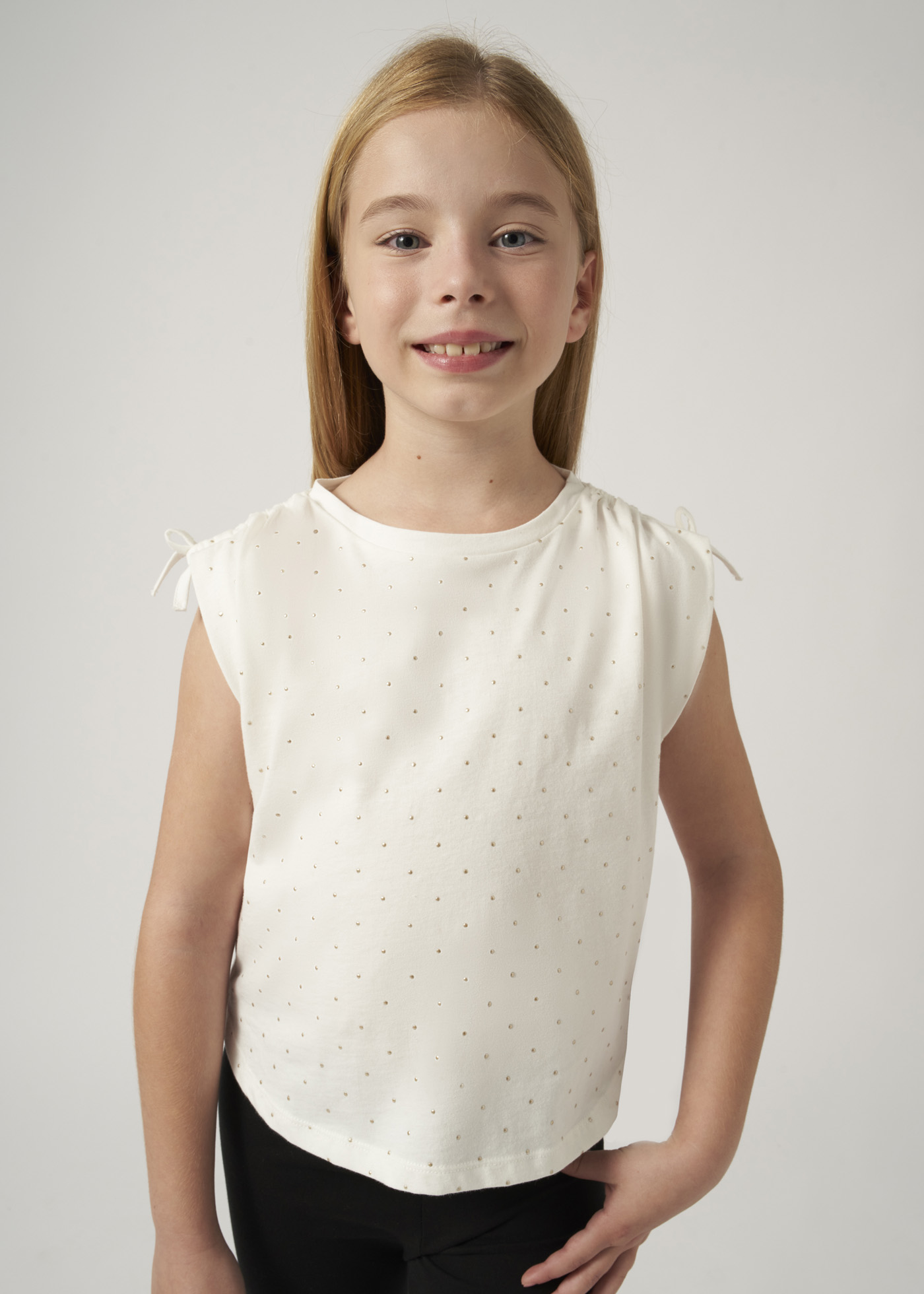 Camiseta infantil de bolinhas