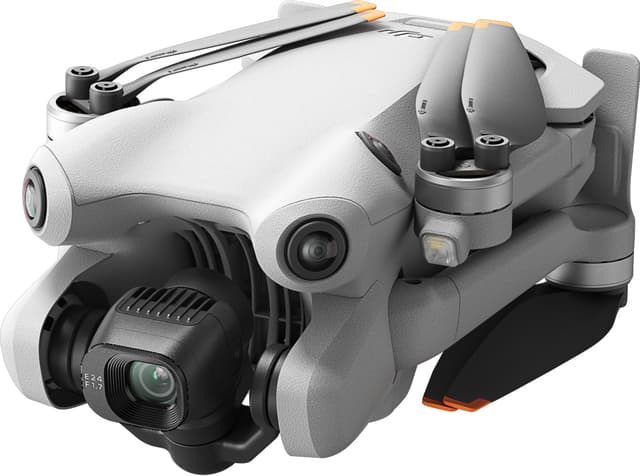 DJI Mini 4 Pro drone Fly More Combo