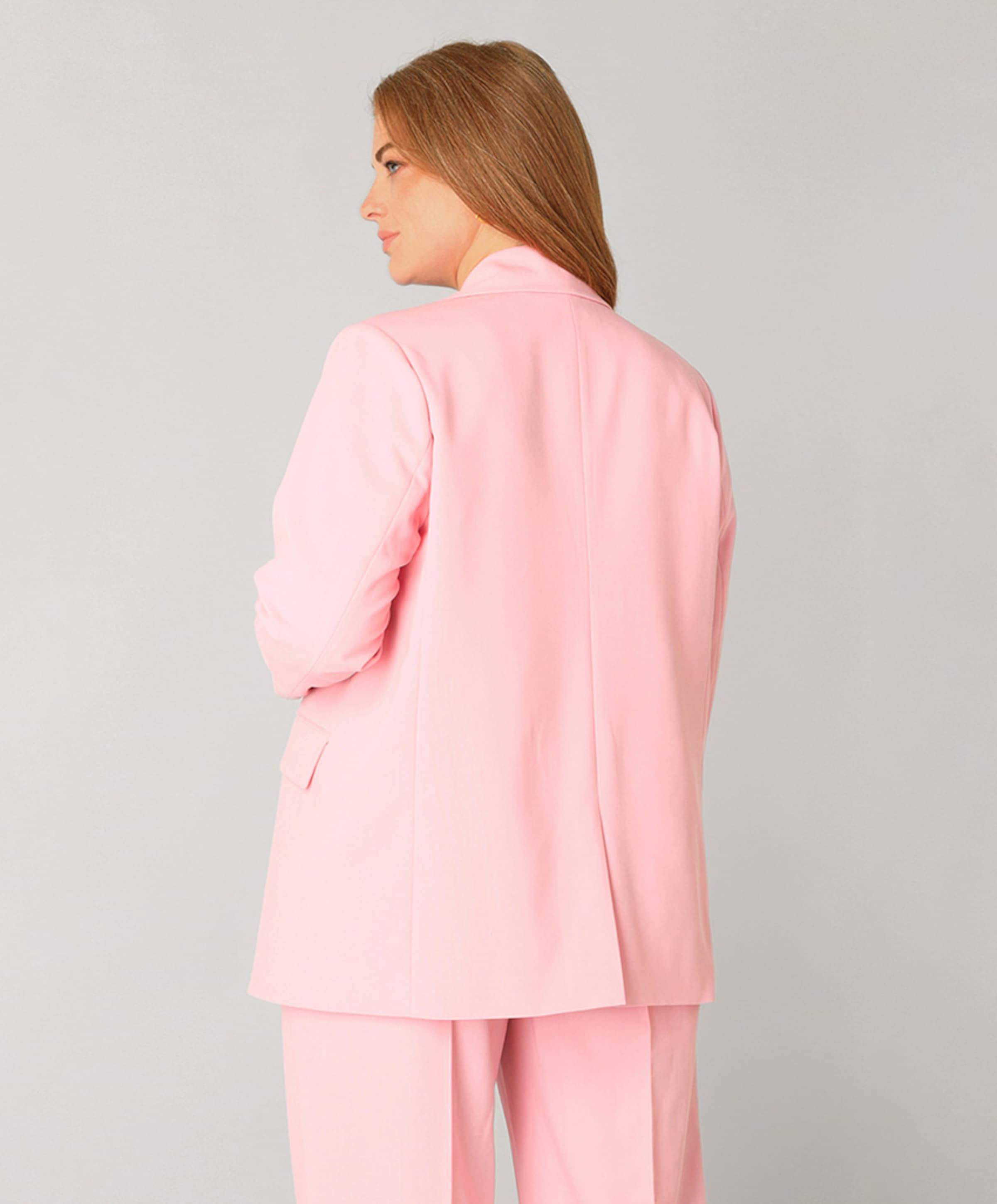 Base Level Curvy Dames blazer roze