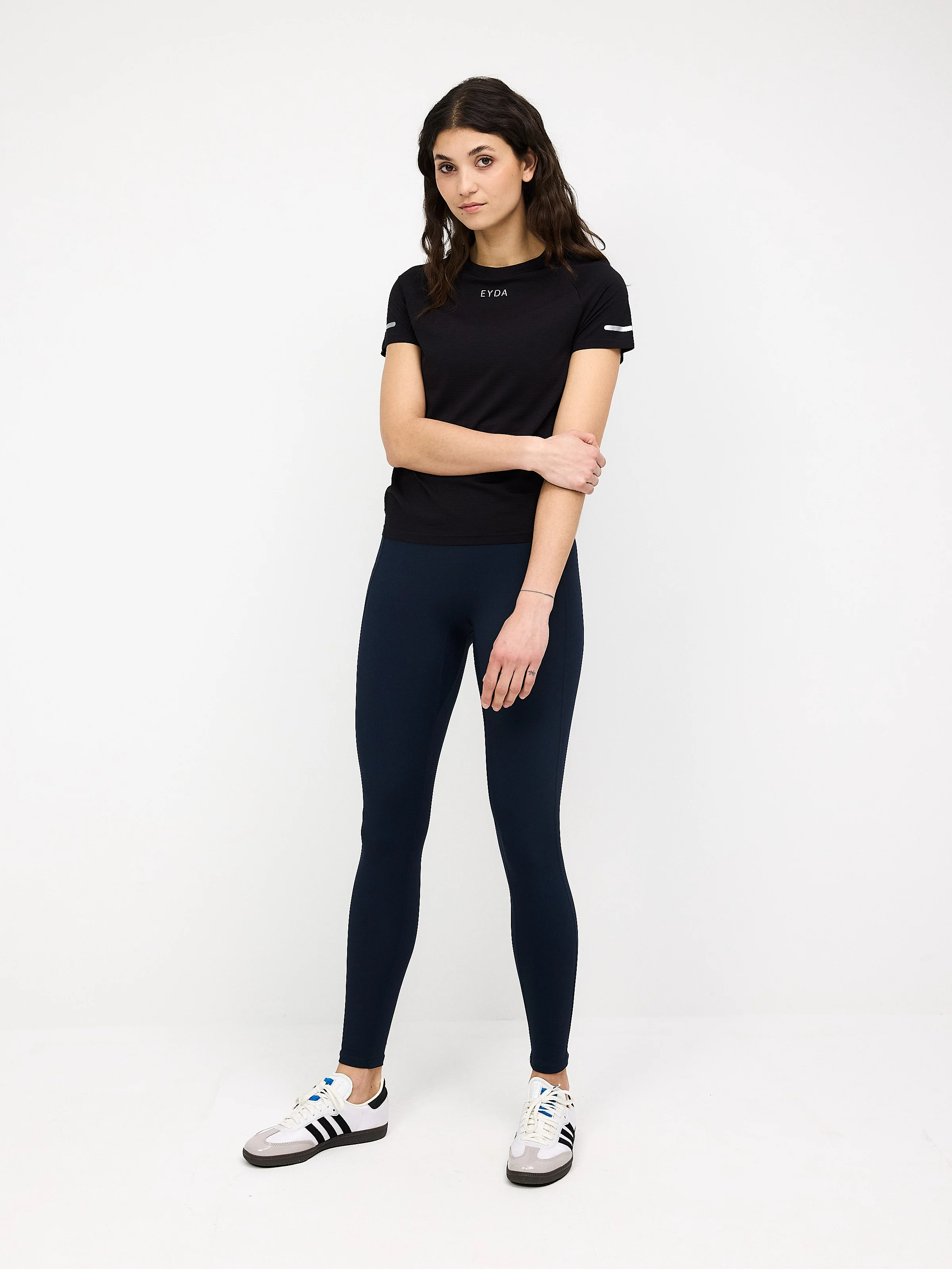 Eyda Victoria Tee Black