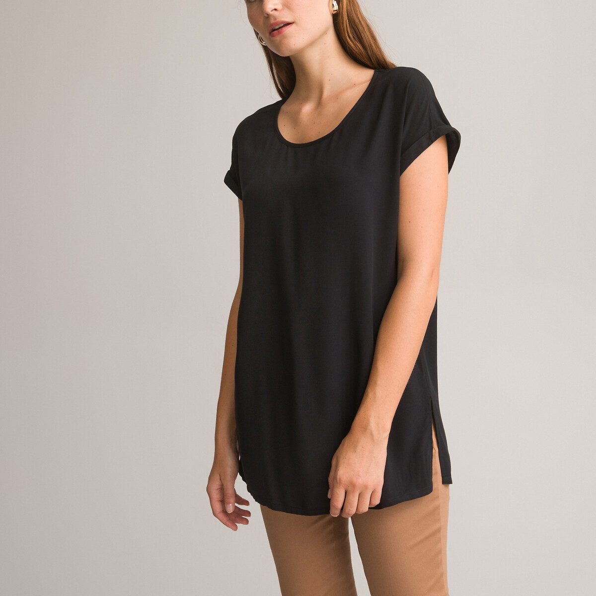 ANNE WEYBURN<br>Túnica com decote redondo, sem mangas