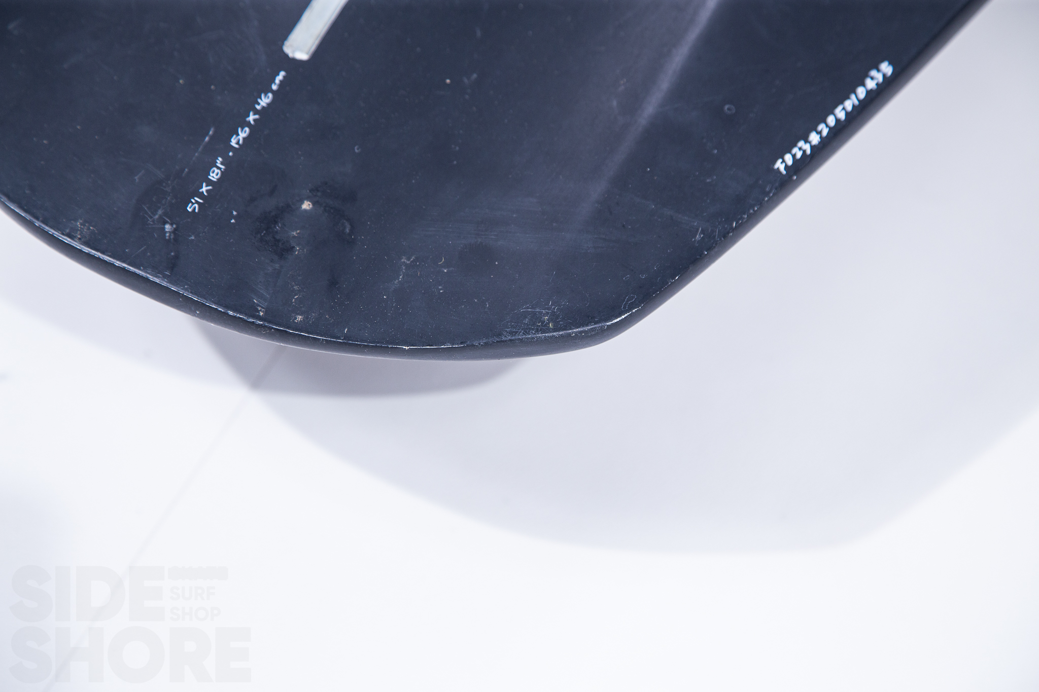 F.one Magnet Carbon 2023 - 5'1 x 18.5