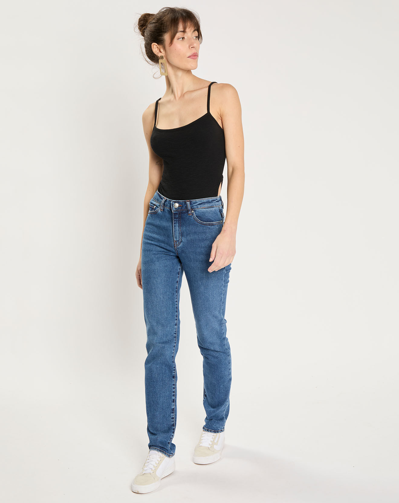 Zapa Jean Jstraight stone