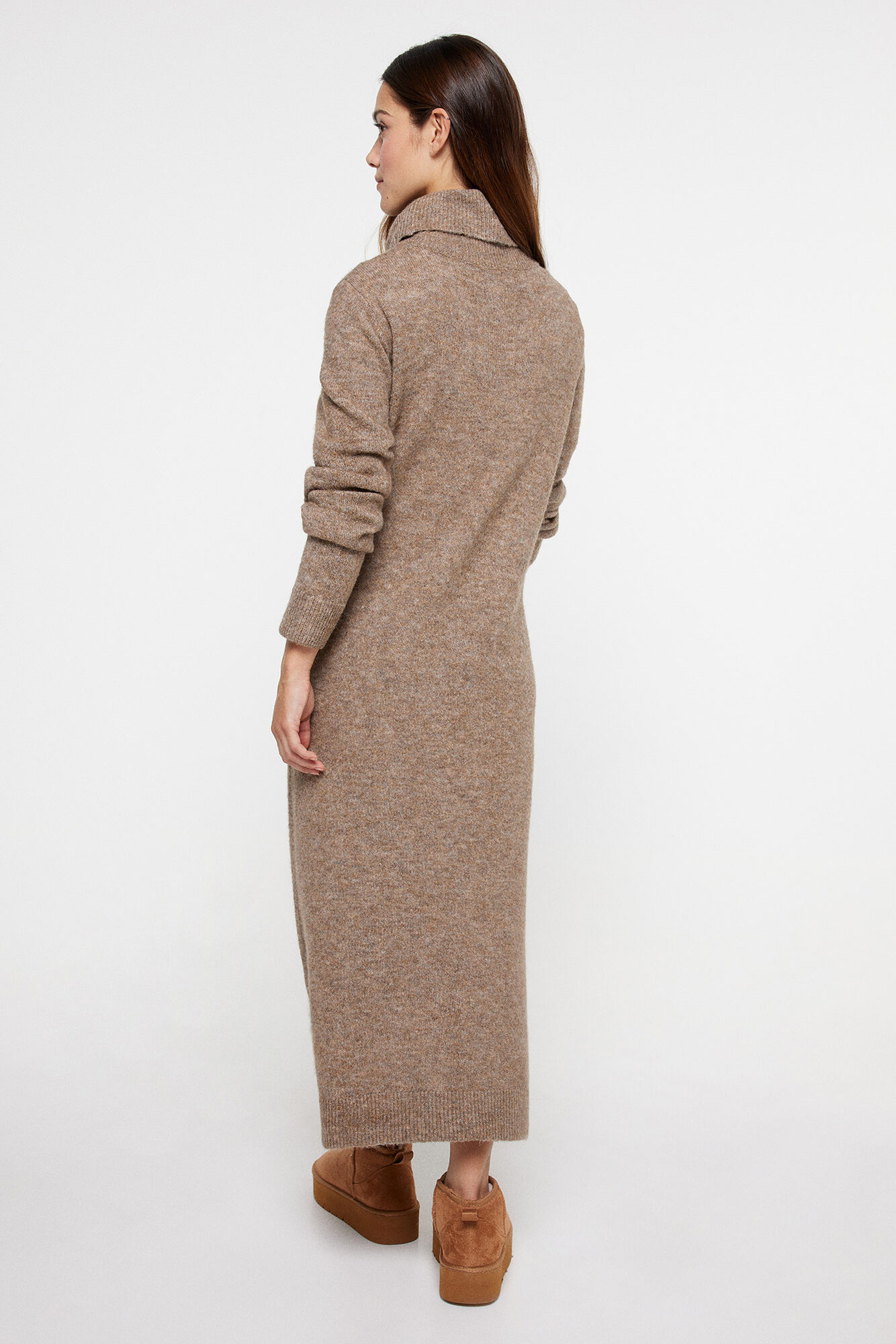 Vestido midi básico de malha