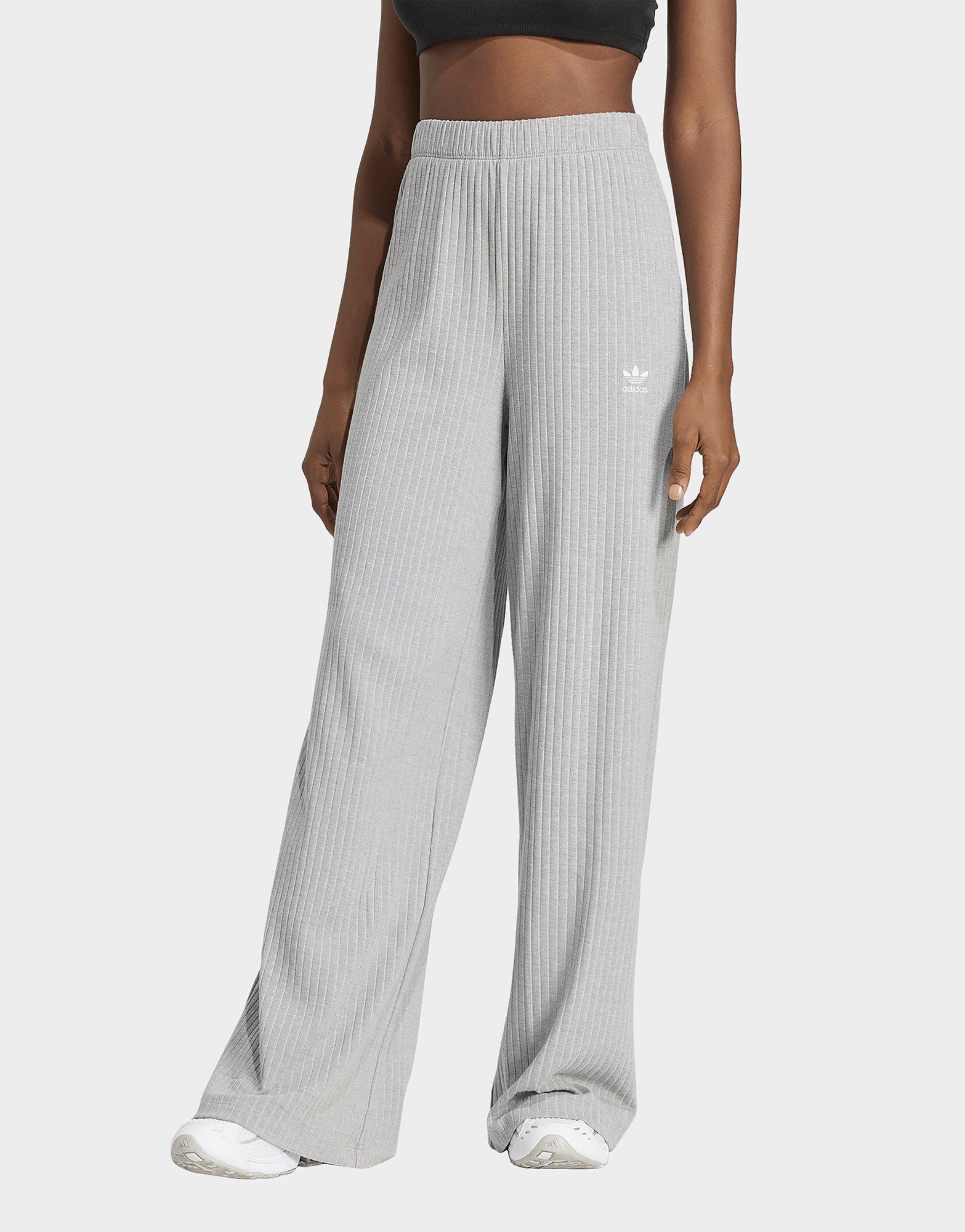 adidas Originals Pantalon large côtelé Essentials