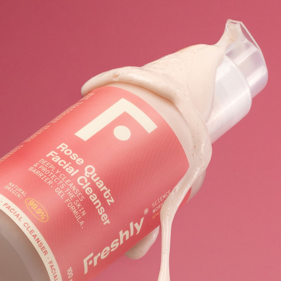 FRESHLY  Gel de Limpeza Facial - Rose Quartz Facial Cleanser - 100ml