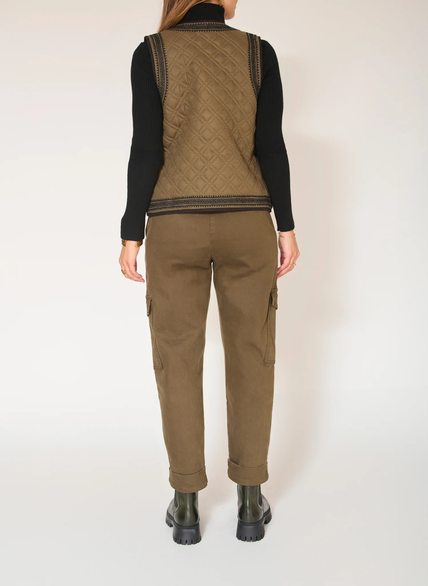 GUSTAVIA - Gilet col rond matelassé | Vert