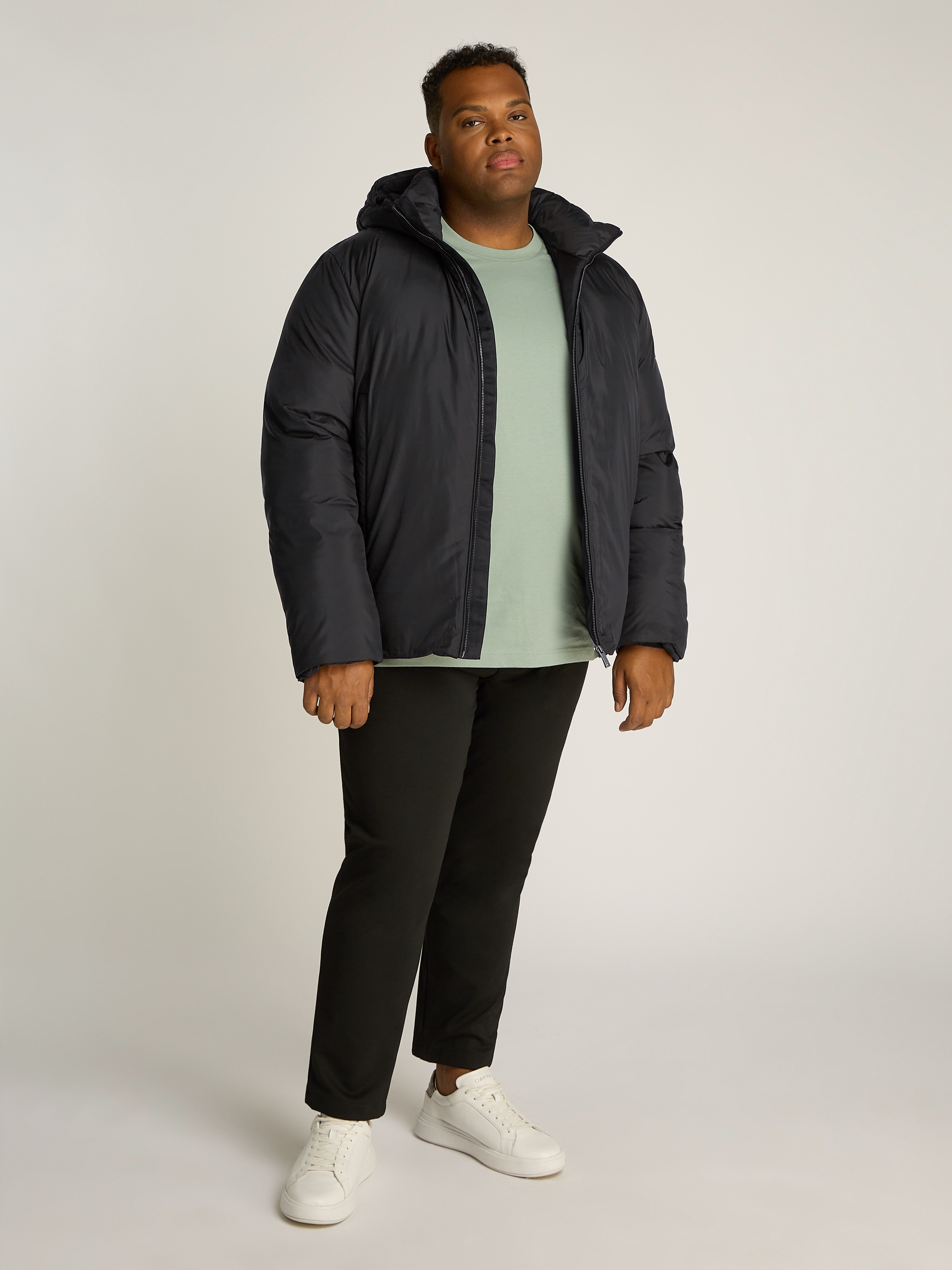 Calvin Klein Big&Tall Outdoorjacke »BT_NON QUILT PADDED HOOD JACKET« mit Kapuze in Grossen Grössen mit Logopatch