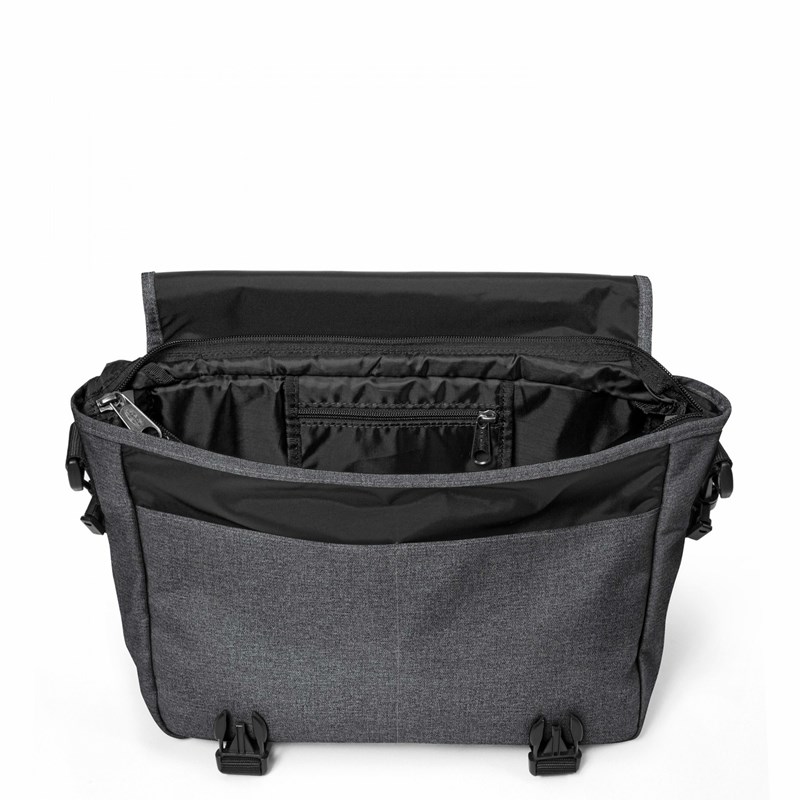 Eastpak<br>Skuldertaske JR