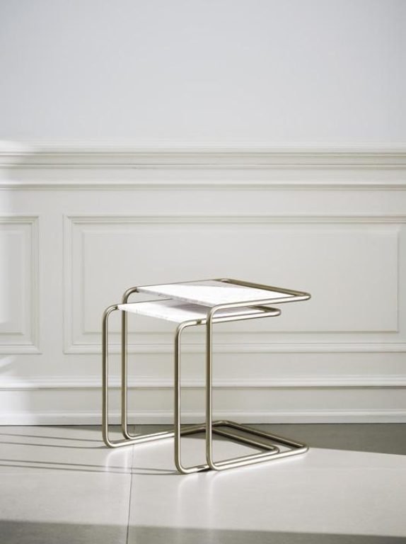 Thonet JS. THONET a personal Interpretation by Jil Sander B97 Nordic bijzettafel set van 2 marmer wit/goud
