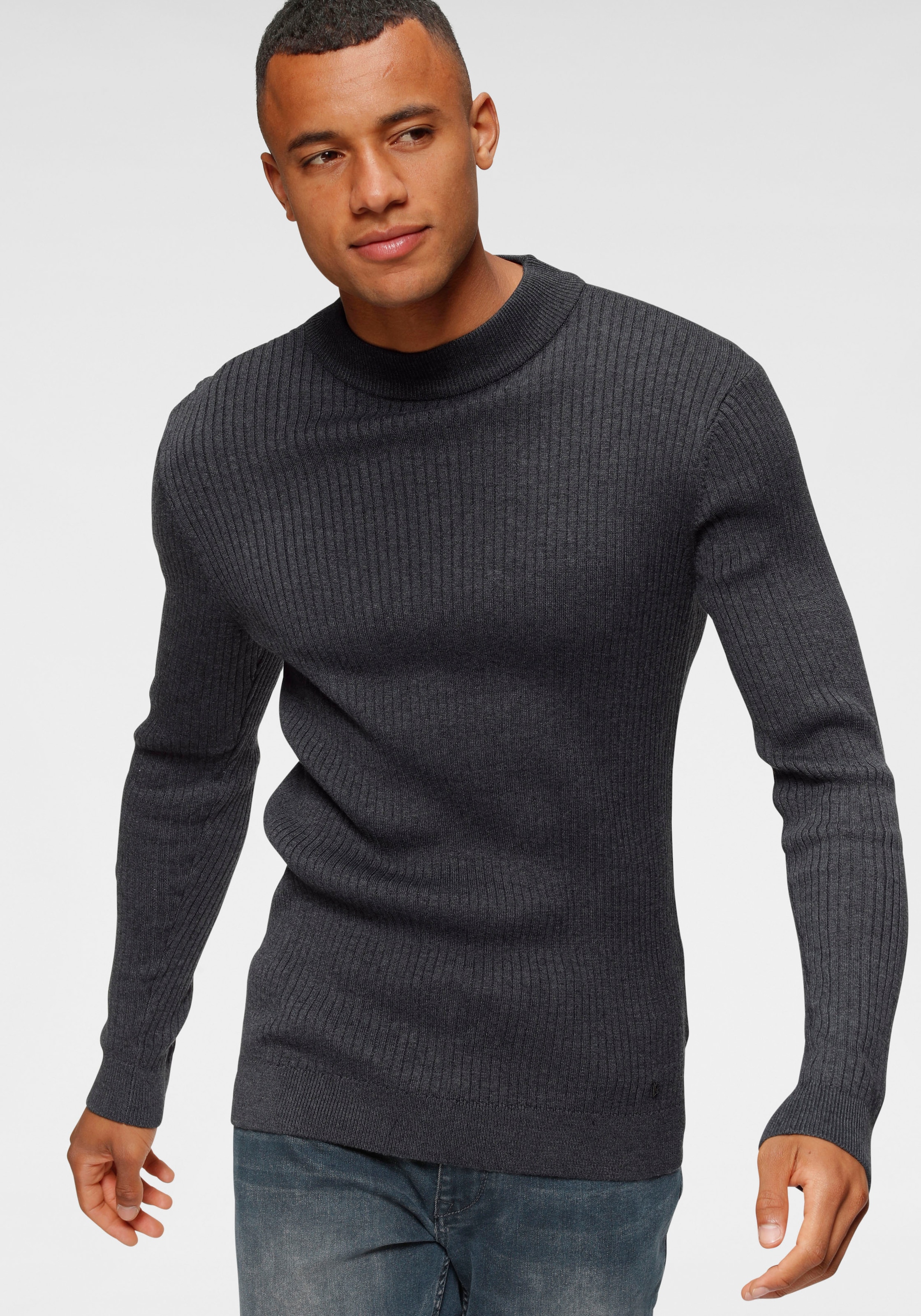 Bruno Banani Stehkragenpullover , in Rippstrickoptik