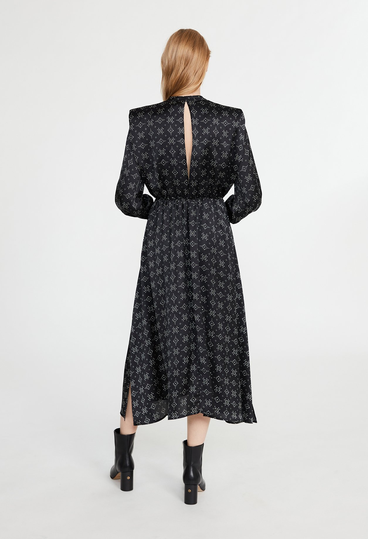 Robe longue &agrave; motifs geometrique