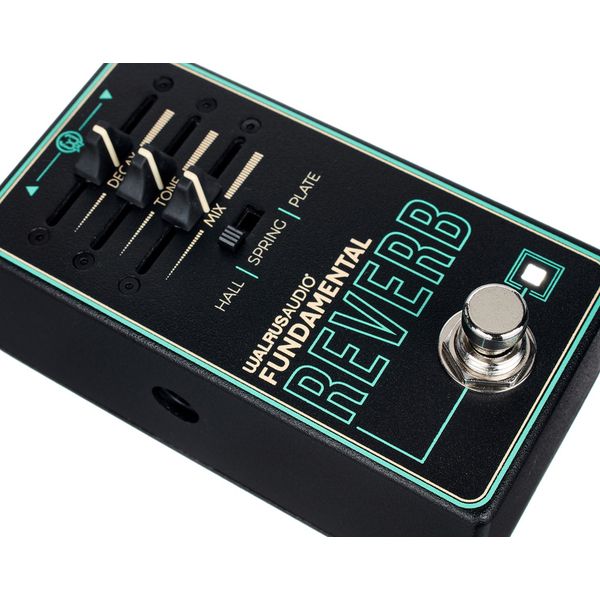Walrus Audio Fundamental Reverb