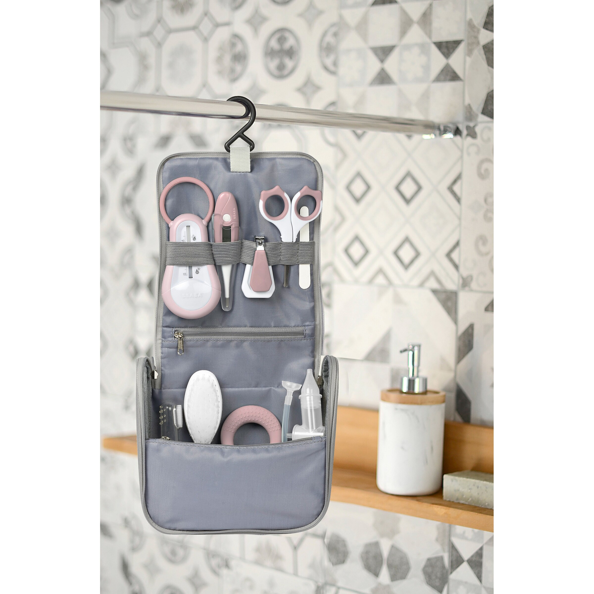Beaba 9-tlg. Babypflege-Set mit Kulturbeutel rosa