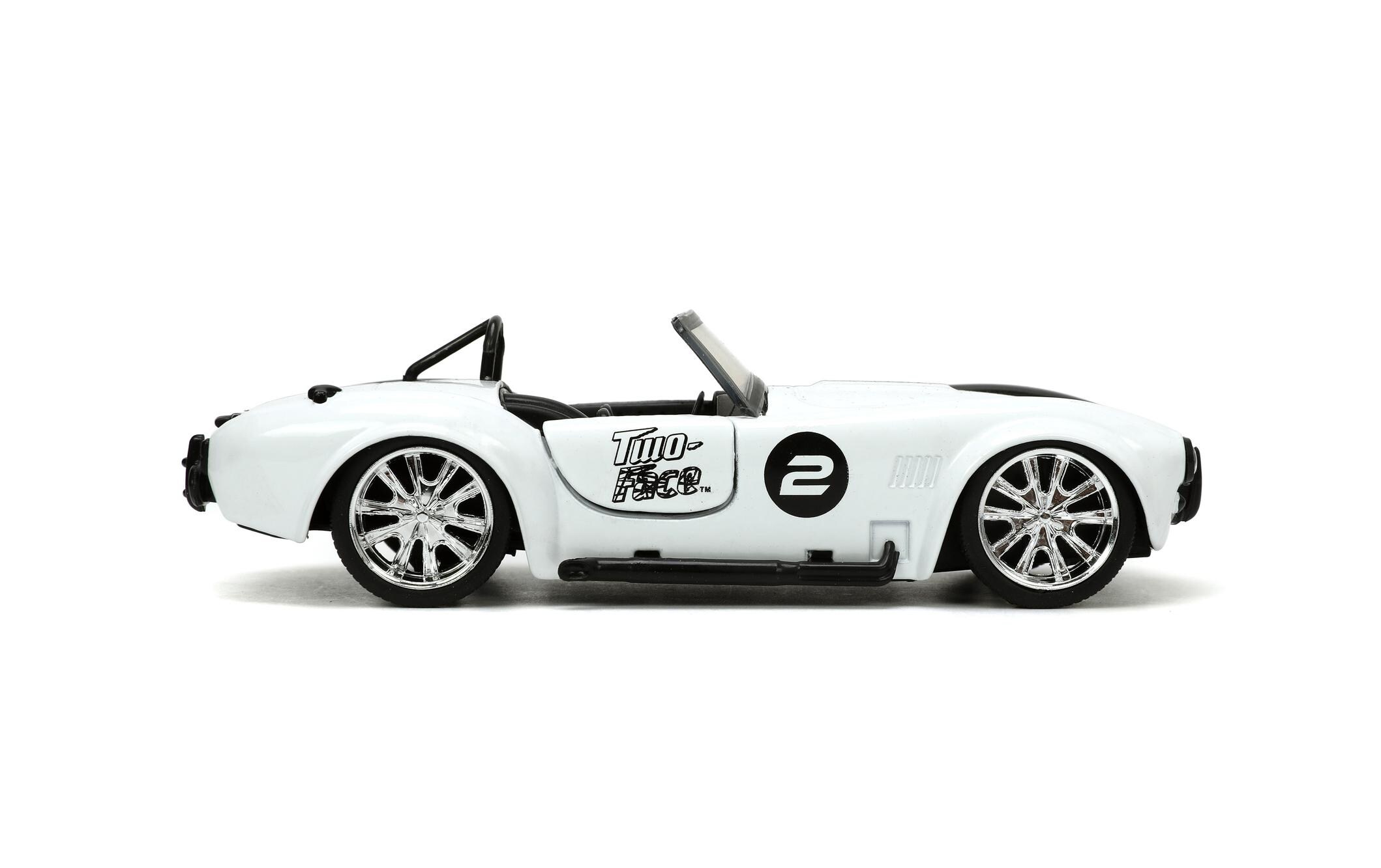 Shelby Cobra 427 «Two Face» 1:321965 Shelby Cobra 427 Modell mit Two Face Figur