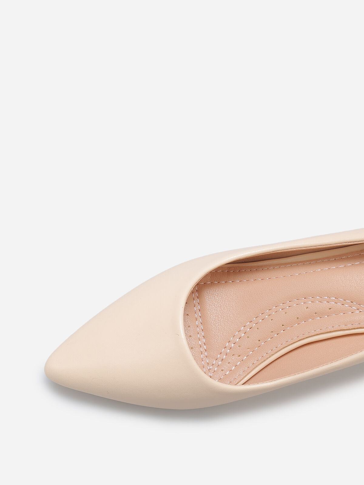 Escarpins à talon carré- Beige
