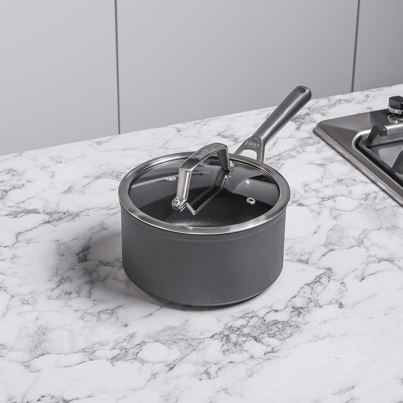 Ninja Foodi ZEROSTICK 5-teiliges Pfannenset mit Glasdeckeln, antihaftbeschichtet, hart eloxiertes Aluminium, induktionsgeeignet, backofen- und spülmaschinenfest, Edelstahlgriff, Grau, C35000EU