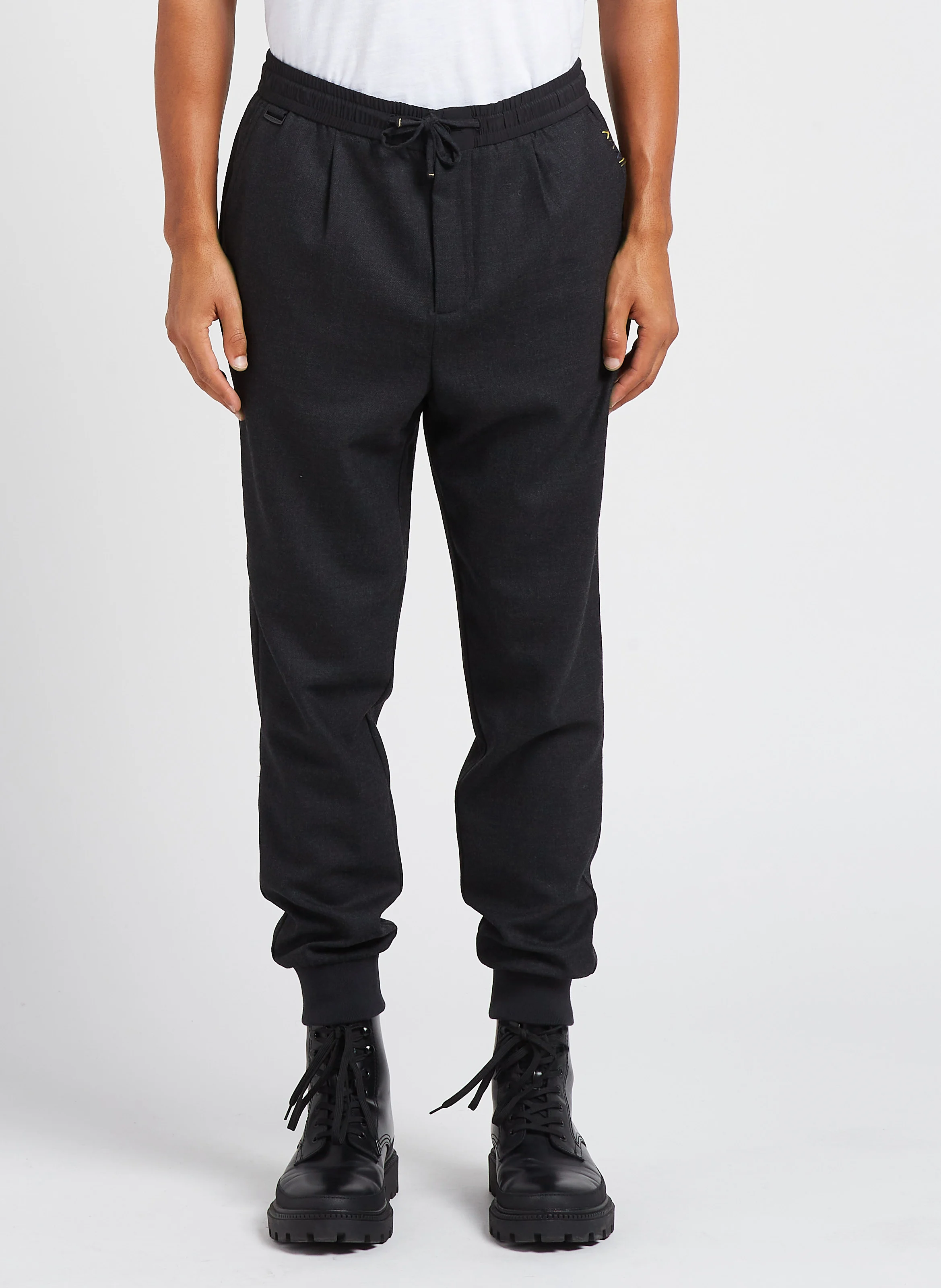 Pantalon jogging relaxed slim-fit| Noir