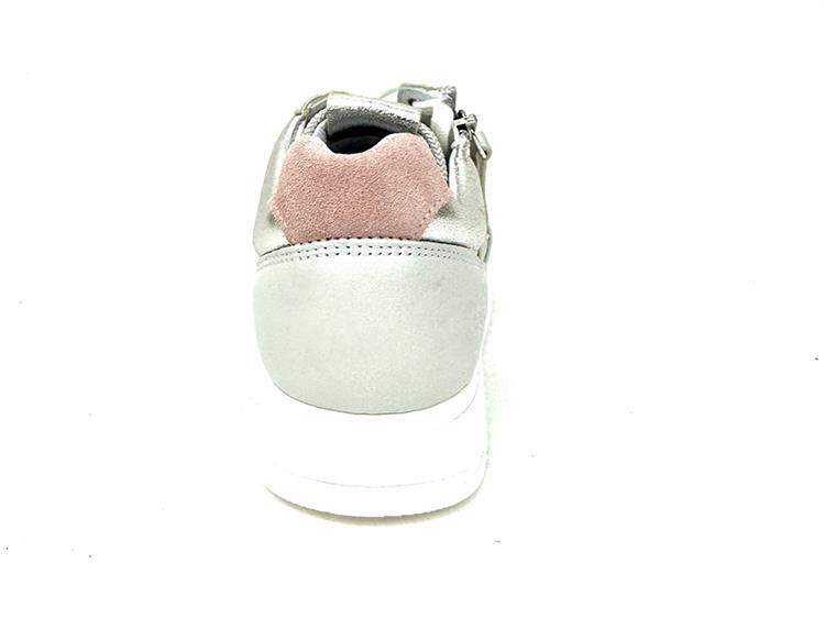 Giga G4371 Zilver