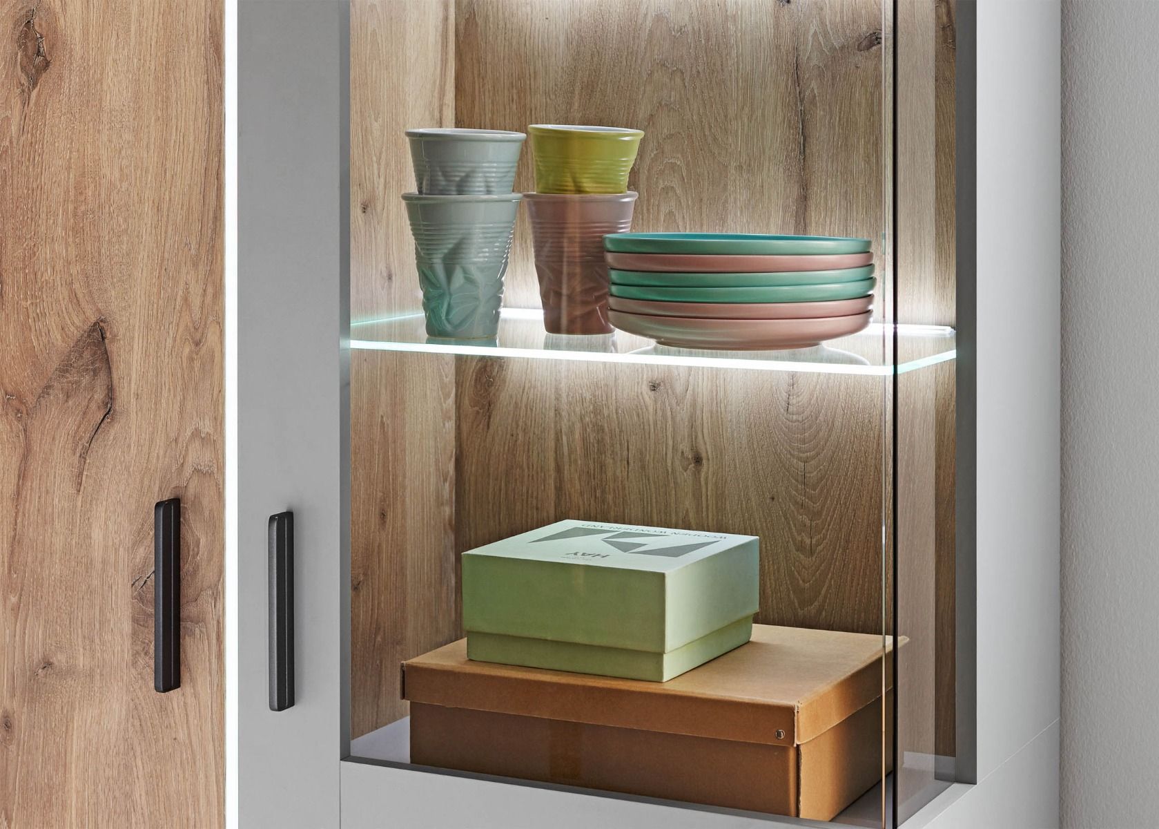 LIV'IN VITRINE