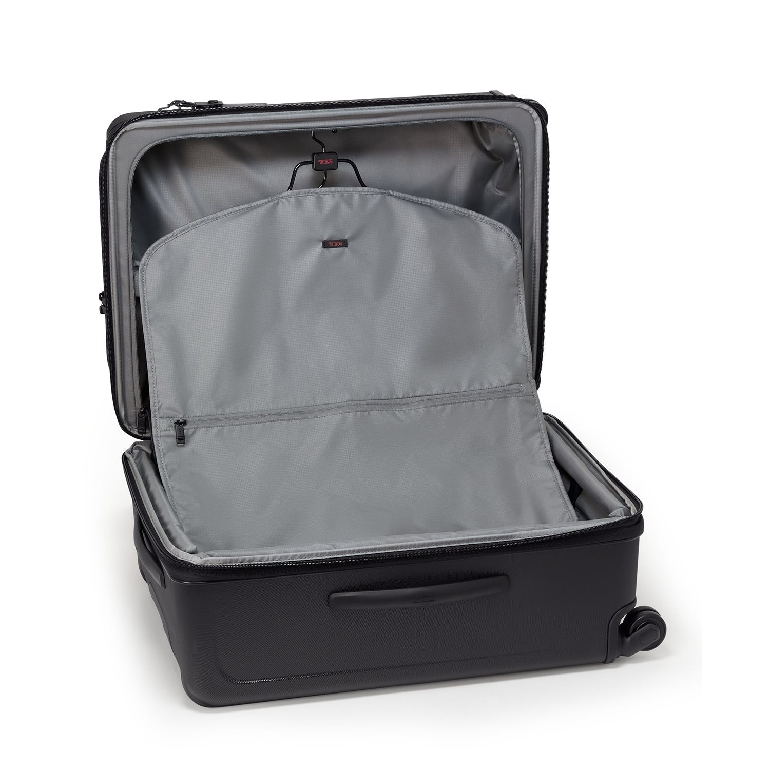 Tumi Alpha Md Trip EXP 4 Whl P/C black