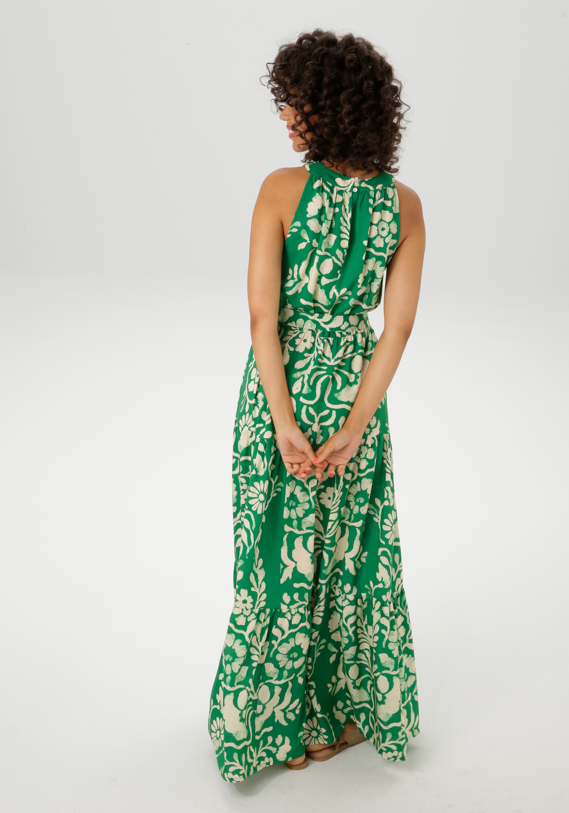 Aniston CASUAL Sommerkleid mit abnehmbaren Bindeband,  mit extravagantem Blumendruck - jedes Teil ein Unikat