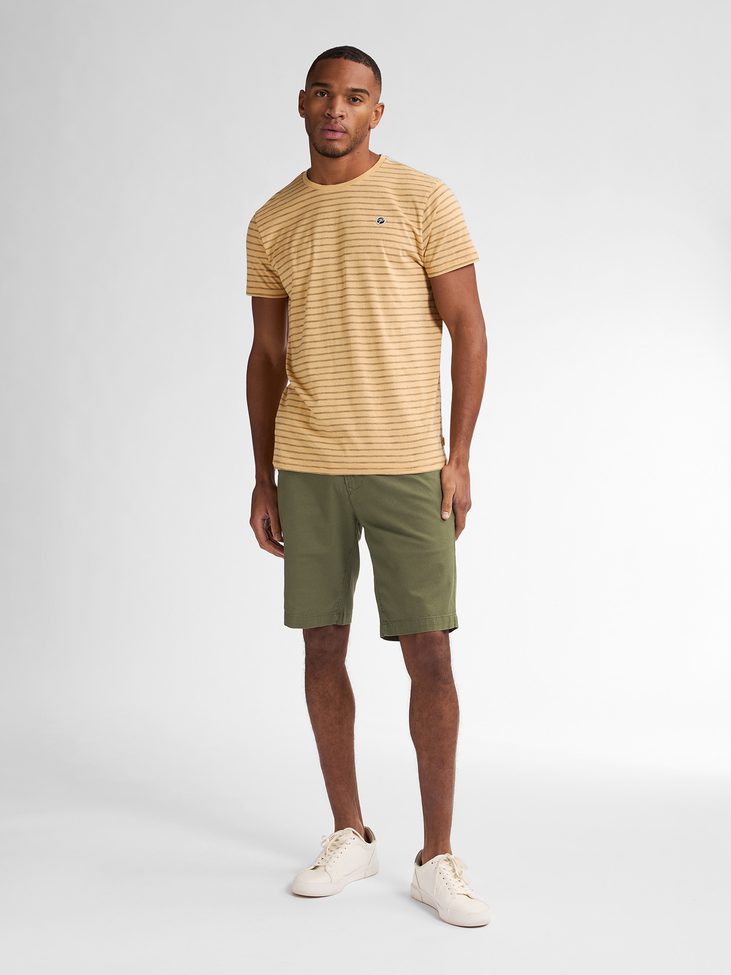 Petrol Industries Chinoshorts  Sommerhose mit Gürtel