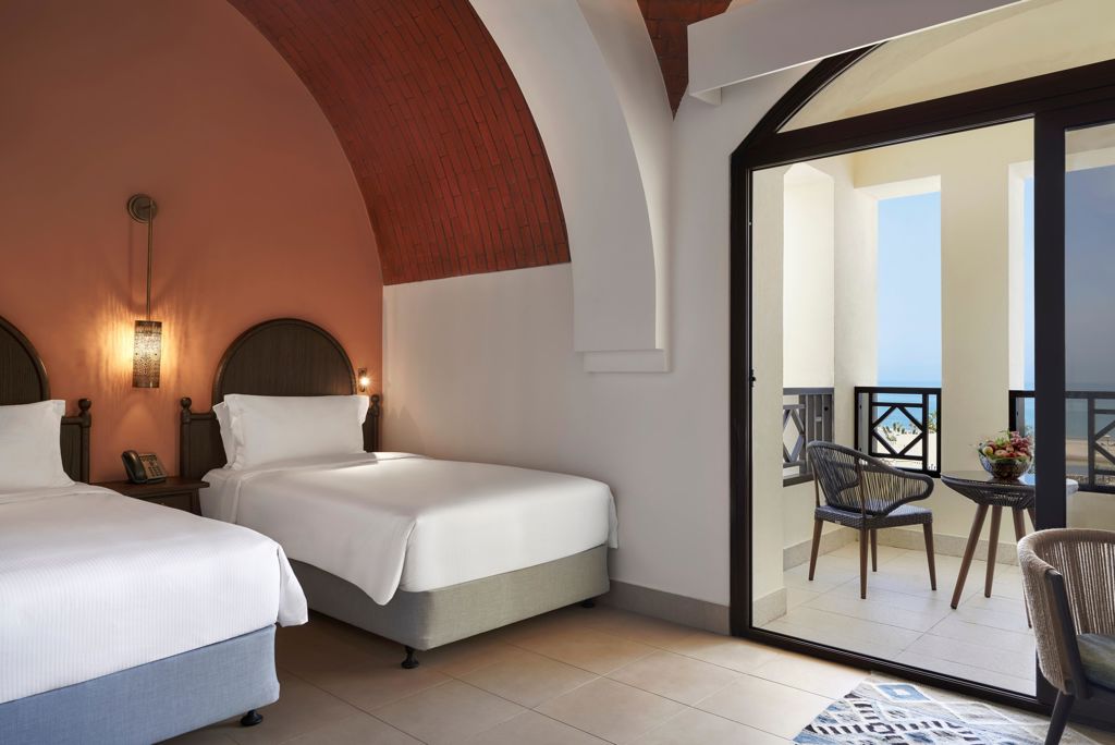 Cove Rotana Logies en ontbijt - Hotel