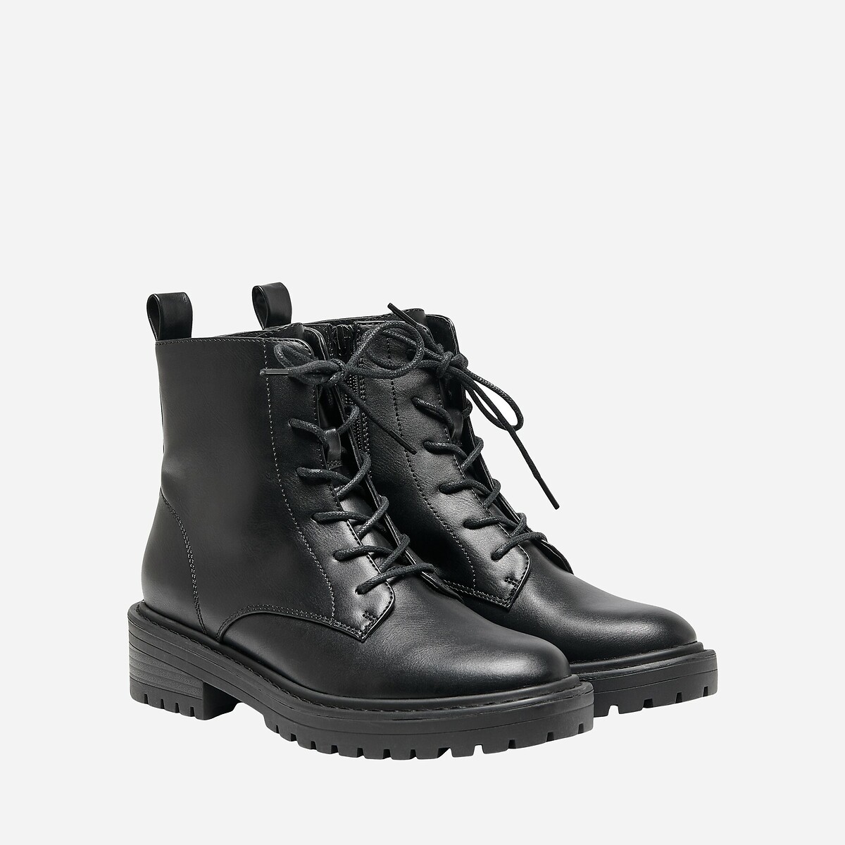 SOMENTE SAPATOS<br>Botines com cadarços Bold