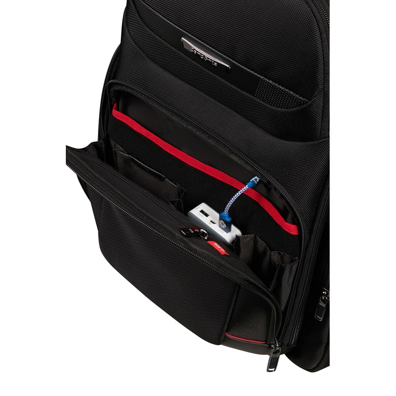 Samsonite<br>Pro Dlx Backpack 17