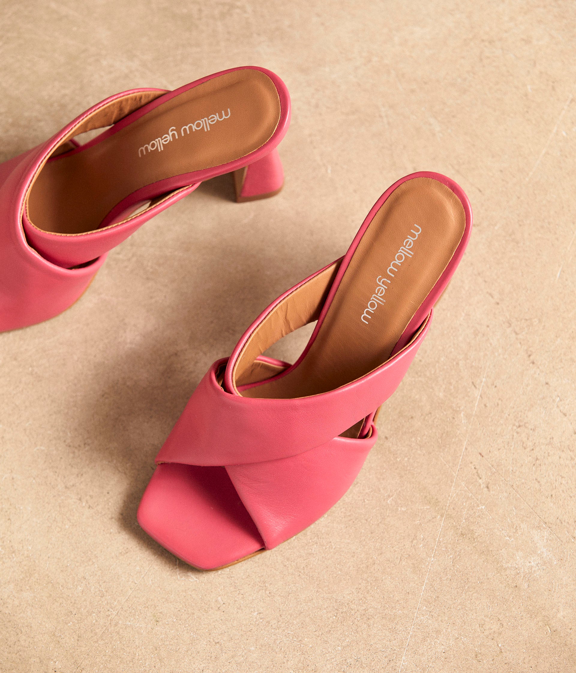 Mules fuchsia Laeticia
