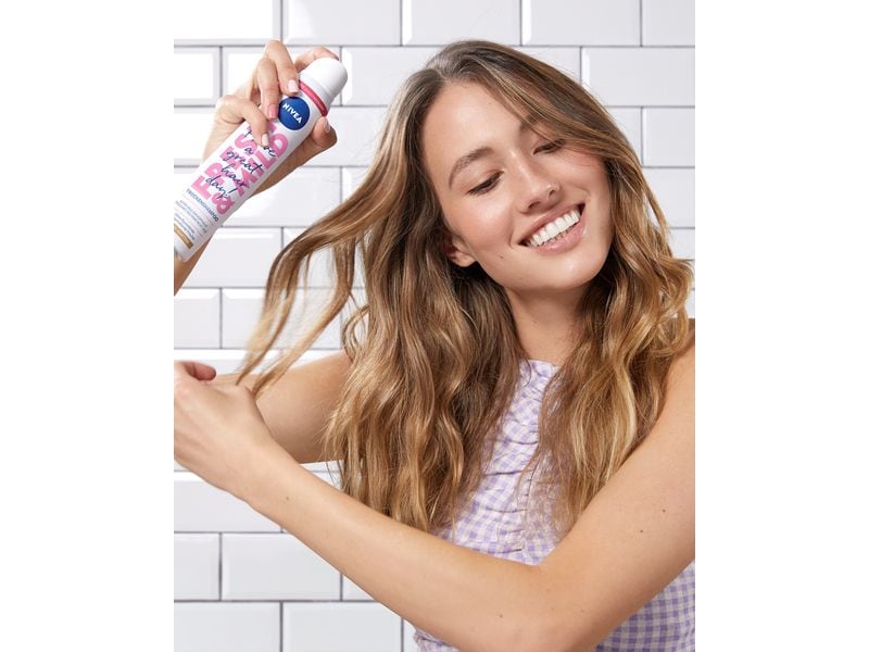 NIVEA Trockenshampoo     brünette und mittlere Haartöne 200 Sofortige Frische