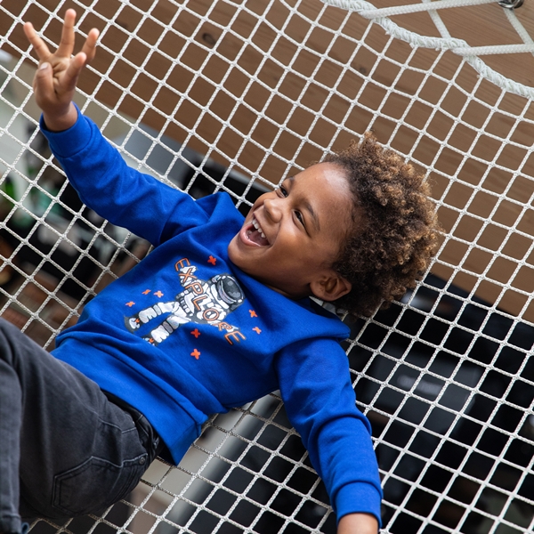 Unsigned jongens sweater met astronaut blauw