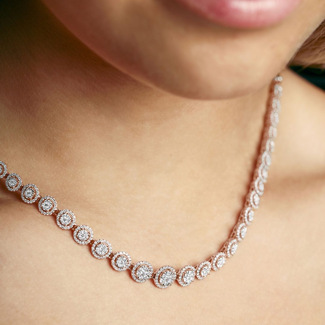 3.00 Karat Halo Diamantencollier 750/18 K Roségold