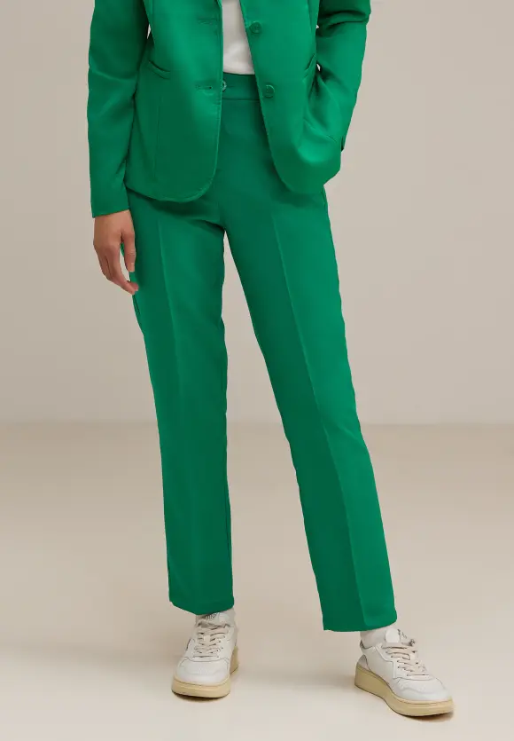 Loose Fit Twillhose - fresh spring green
