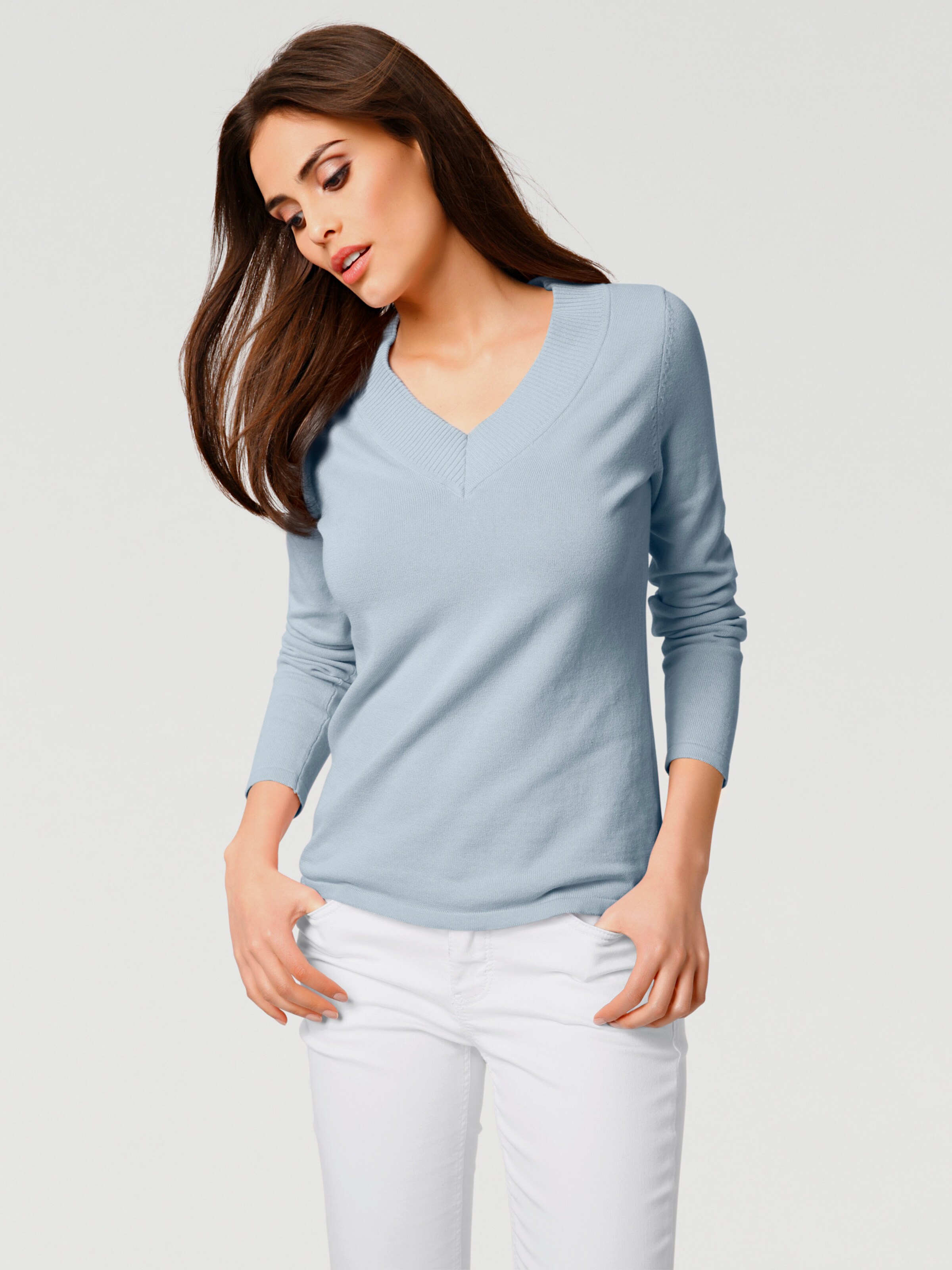 V-Pullover