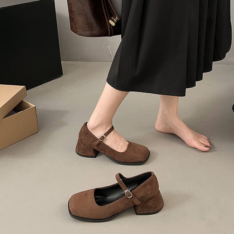 Nikao - Mary Jane-schoenen met vierkante neus en dikke hak
