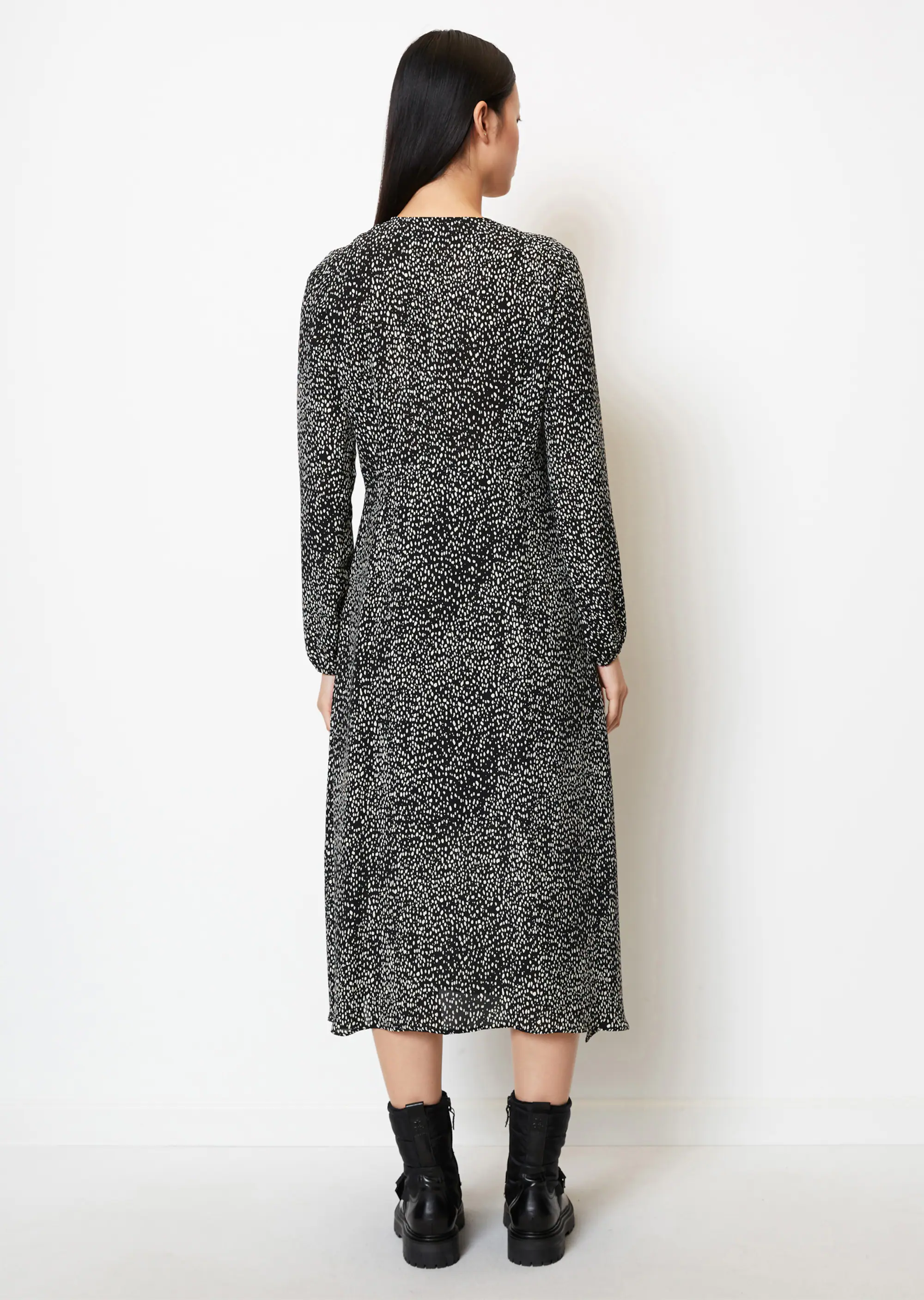 Midikleid mit schmaler Taille aus Cupro-Viskose-Mix