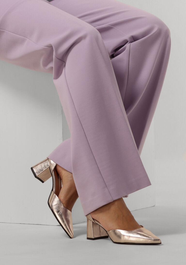 NOTRE-V gouden notre-v pumps 35514