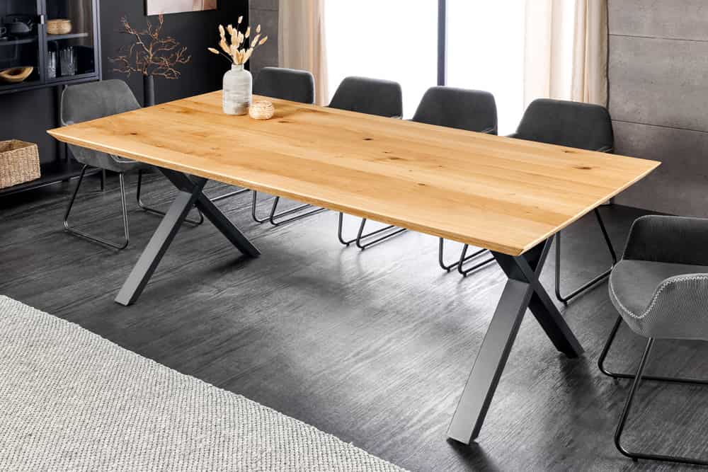 Massivholz Esstisch WILD OAK 200cm natur Wildeiche Schweizer Kante X-Gestell