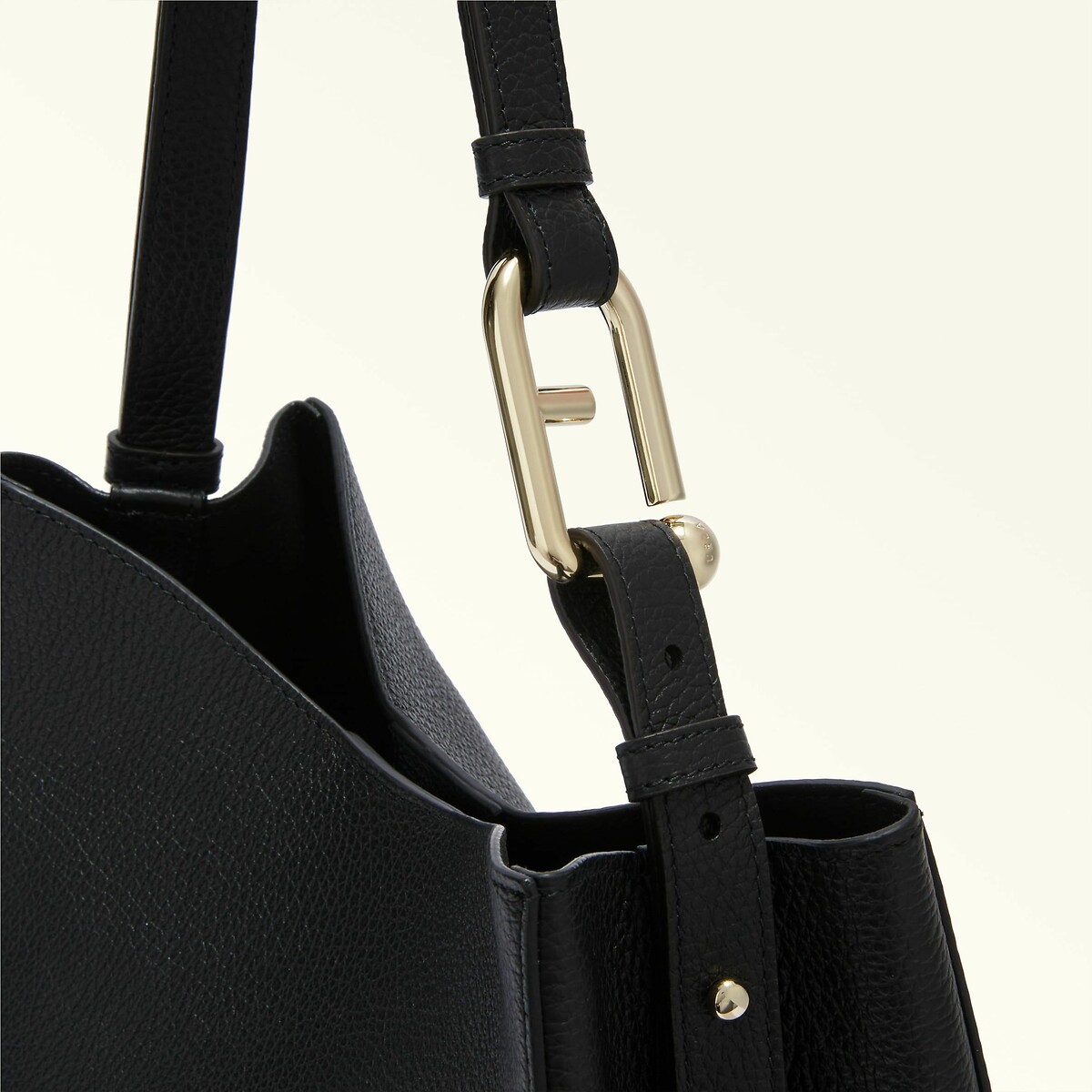 Bolsa saco de couro FURLA NUVOLA S