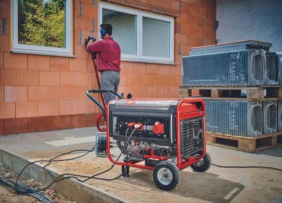 Einhell Einhell TC-PG 65/E5 benzindrevet generator med 2x230 volt og 1x400 volt