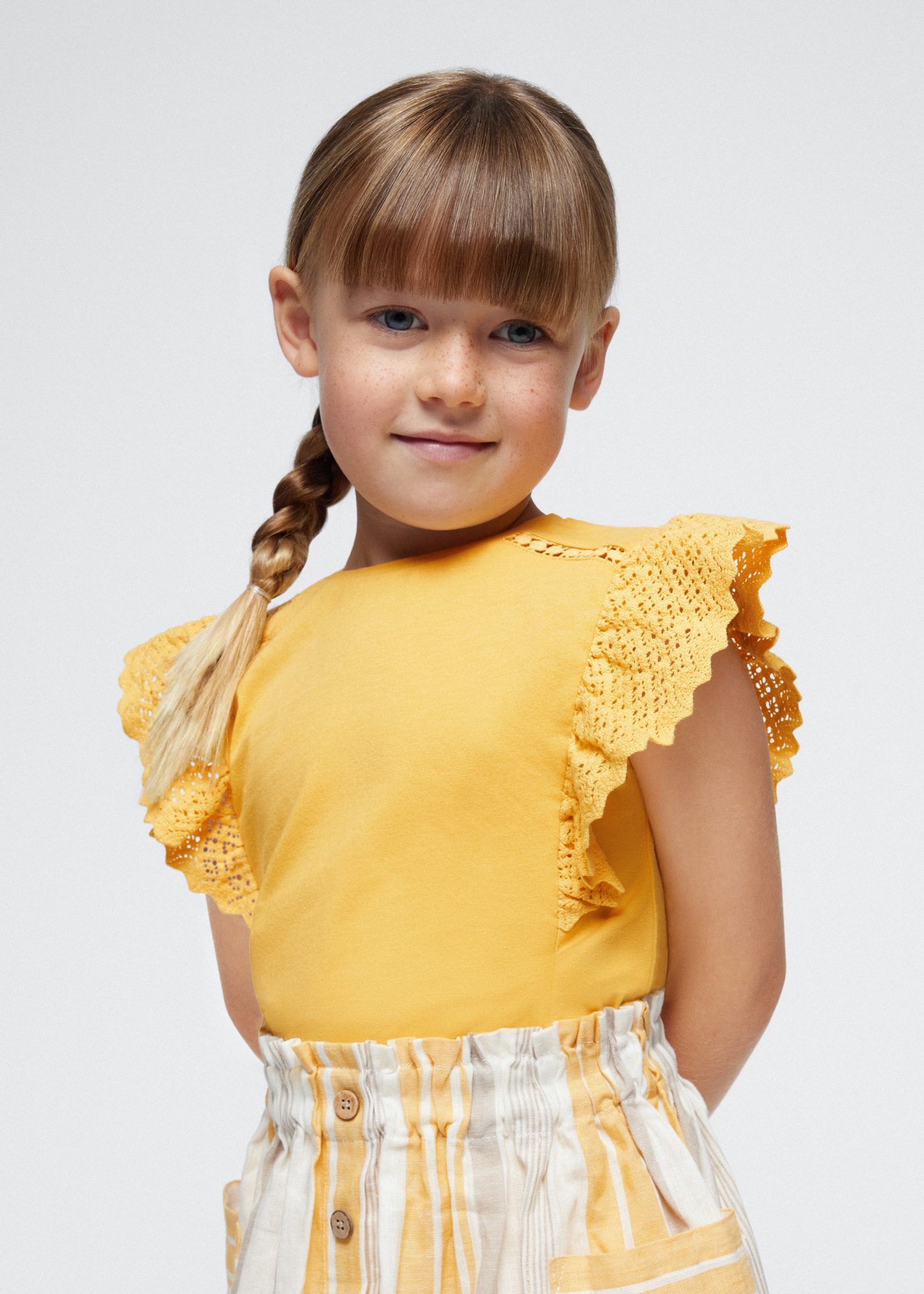 Camiseta de crochê Better Cotton para meninas