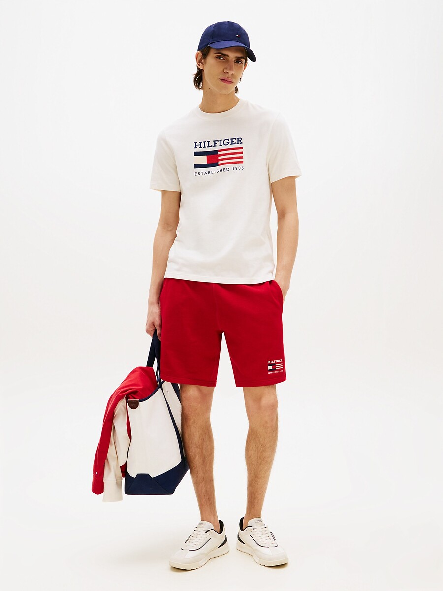 TOMMY HILFIGER<br>Camiseta de manga curta com bandeira