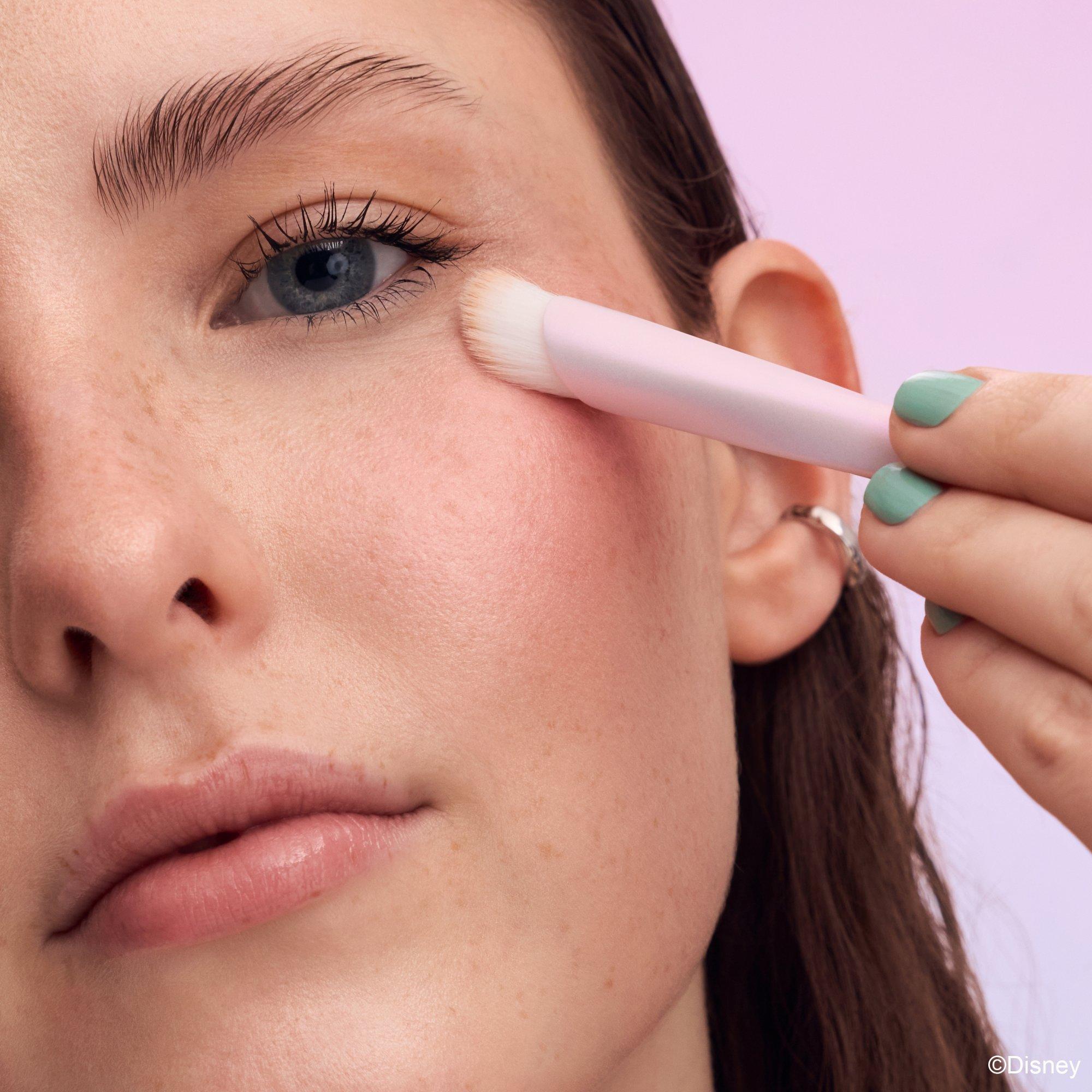 Disney THE LITTLE MERMAID concealer brush