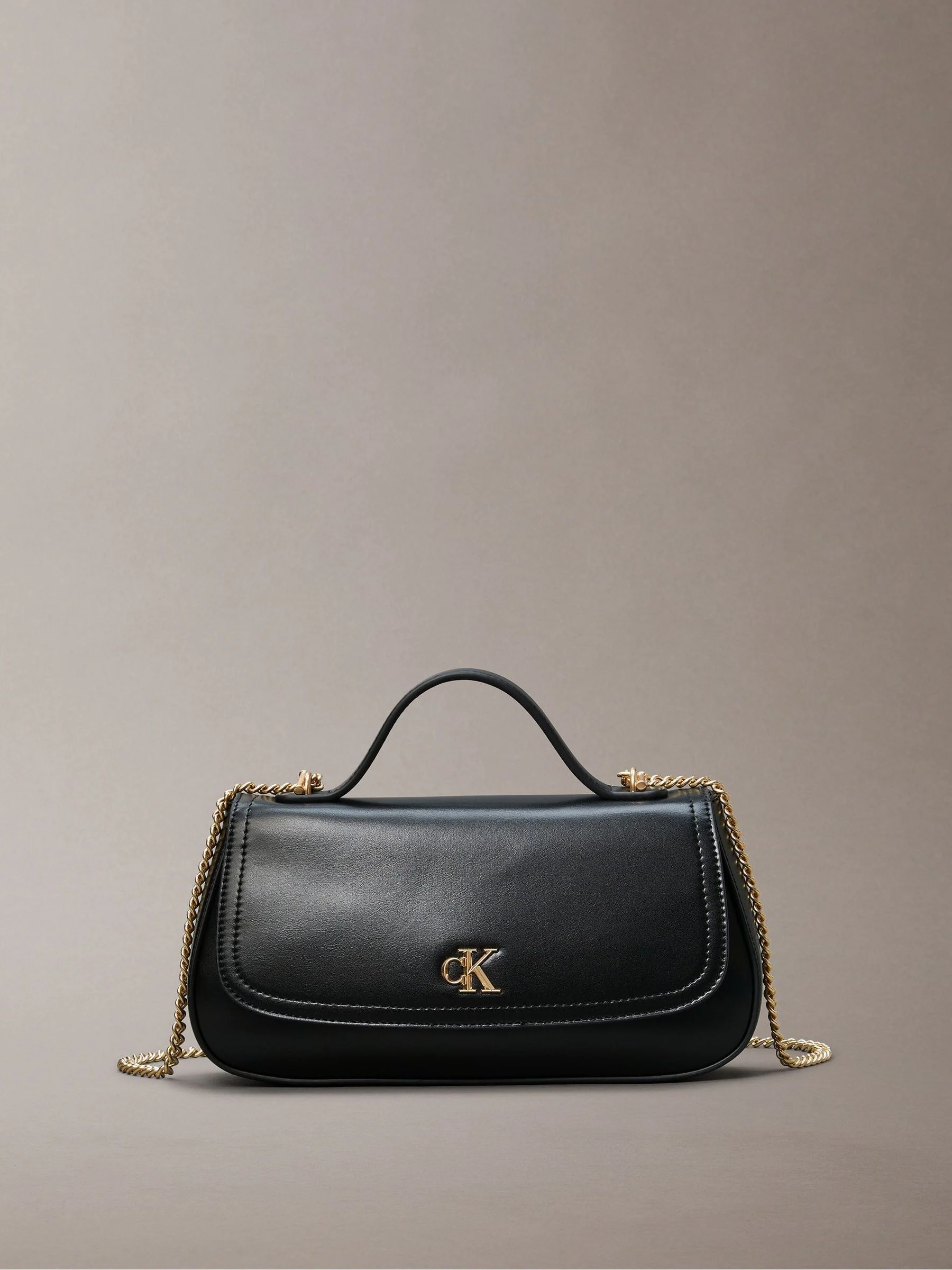 Zwart - Calvin Klein Monogram Logo Hardware Tote Bag