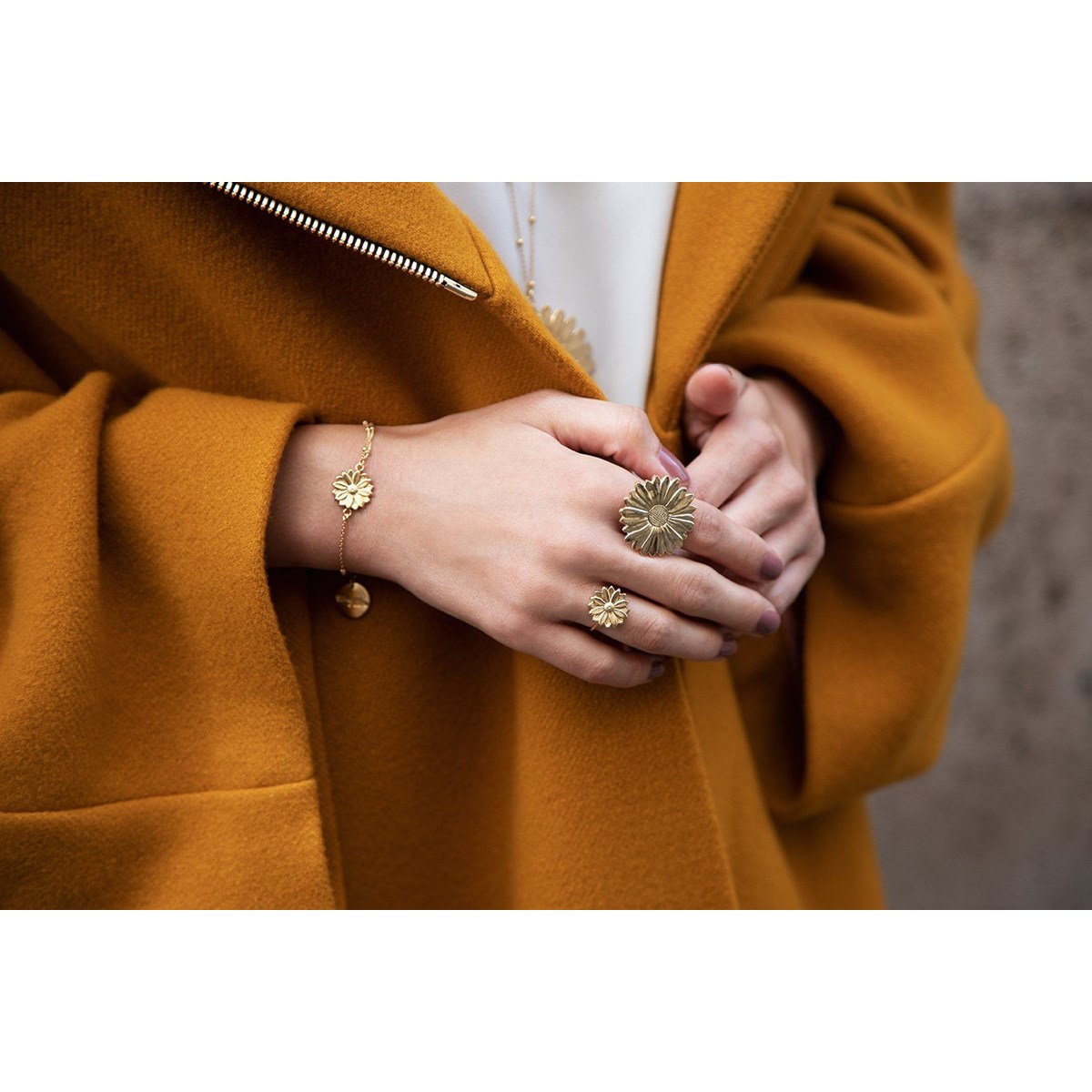 maxi bague fleur doré à l'or fin - MAÏA