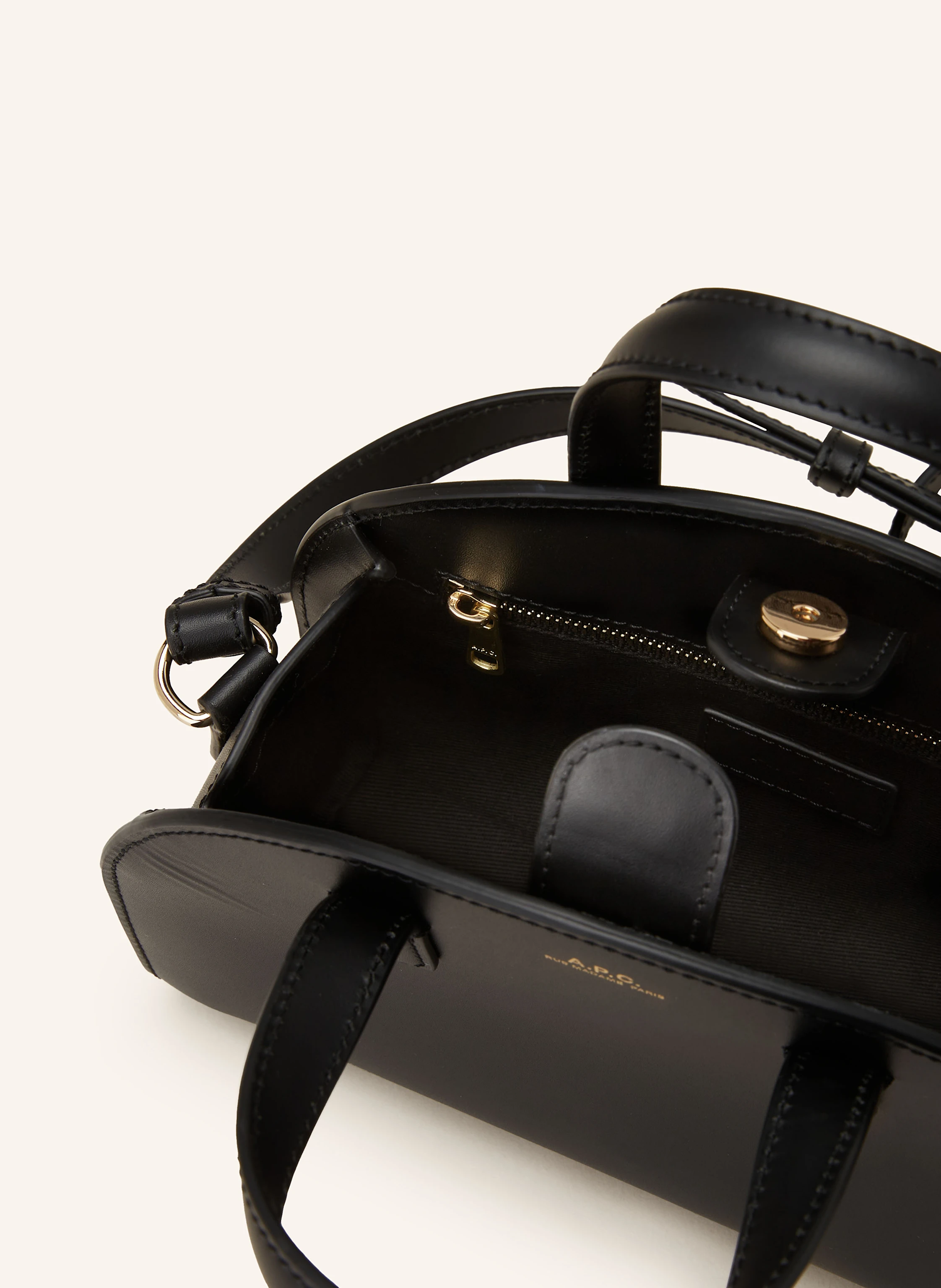 A.P.C. Umhängetasche DEMI-LUNE SMALL