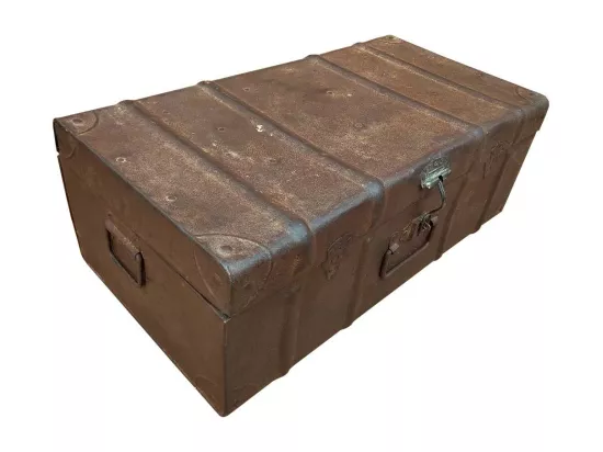 Valise en métal marron 65x36x24h