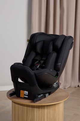 Beemoo Rotate i-Size Bilstol, Black Mesh
